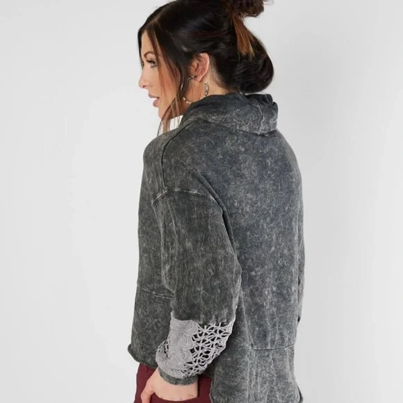 GIMMICKS [Buckle] Gray Washed Cowl Neck Sweatshirt M - Picture 2 of 11